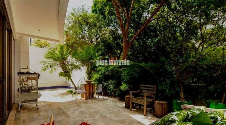 Imagem Casa com 4 Quartos à Venda ou Locação, 454 m² em Cidade Jardim - São Paulo Imagem Casa com 4 Quartos à Venda ou Locação, 454 m² em Cidade Jardim - São Paulo