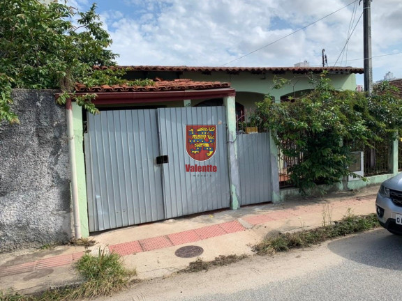 Imagem Casa com 3 Quartos à Venda, em Balneário - Florianópolis Imagem Casa com 3 Quartos à Venda, em Balneário - Florianópolis