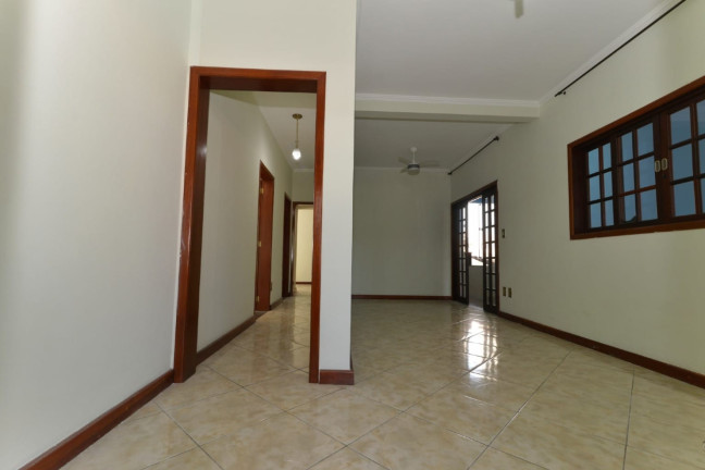 Imagem Casa com 2 Quartos à Venda, 220 m² em Chácara São Silvestre - Taubaté