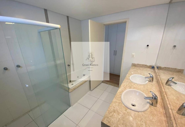 Imagem Apartamento com 3 Quartos à Venda, 151 m² Imagem Apartamento com 3 Quartos à Venda, 151 m²