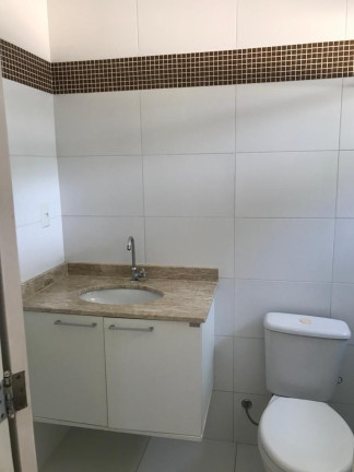 Imagem Casa com 3 Quartos à Venda, 400 m² em Estrada Do Coco - Lauro De Freitas Imagem Casa com 3 Quartos à Venda, 400 m² em Estrada Do Coco - Lauro De Freitas