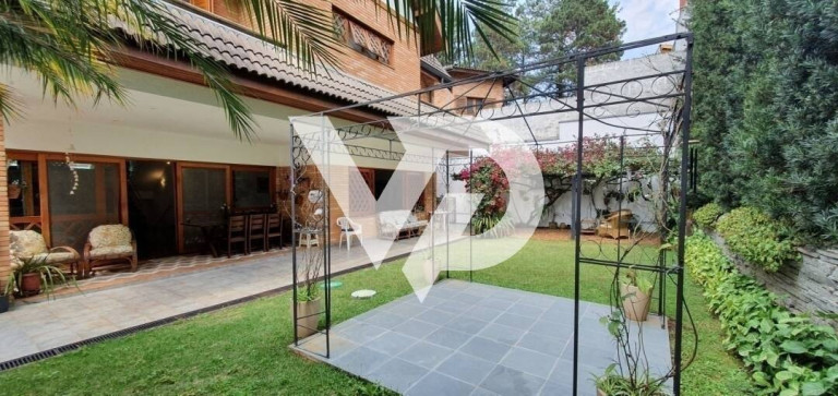 Imagem Casa com 3 Quartos à Venda, 449 m² em Alphaville - Santana De Parnaíba Imagem Casa com 3 Quartos à Venda, 449 m² em Alphaville - Santana De Parnaíba