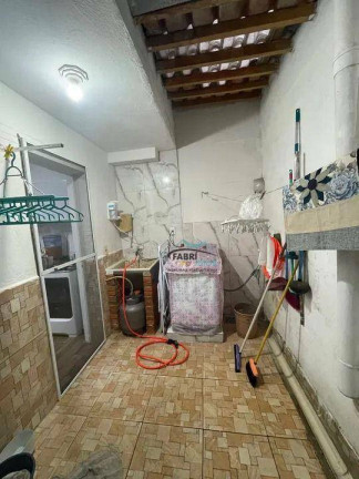 Imagem Sobrado com 2 Quartos à Venda, 61 m² em Lopes De Oliveira - Sorocaba