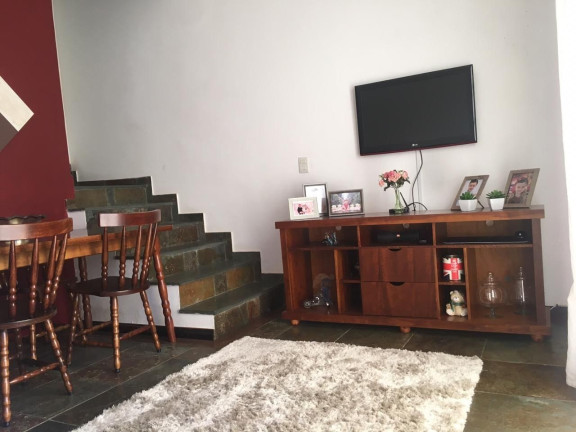 Imagem Casa com 2 Quartos à Venda, 82 m² em Parque Do Imbui - Teresópolis