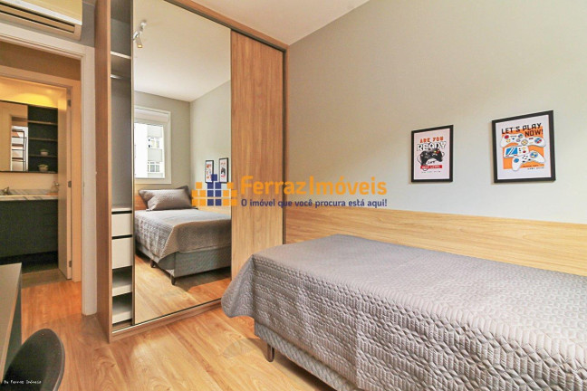 Imagem Apartamento com 2 Quartos à Venda, 71 m² em Jardim Botânico - Porto Alegre
