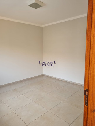 Imagem Casa com 3 Quartos à Venda, 196 m² em São Francisco - Campo Grande Imagem Casa com 3 Quartos à Venda, 196 m² em São Francisco - Campo Grande