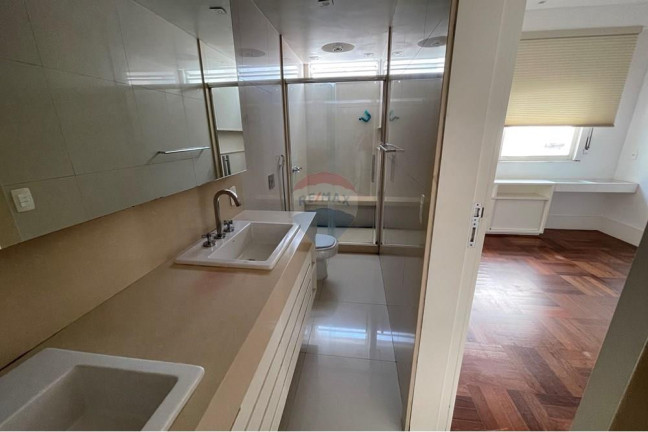 Imagem Cobertura com 4 Quartos à Venda, 166 m² em Ipanema - Rio De Janeiro Imagem Cobertura com 4 Quartos à Venda, 166 m² em Ipanema - Rio De Janeiro