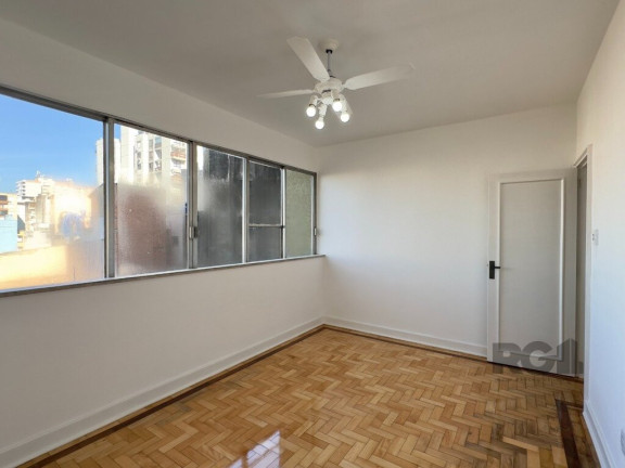 Imagem Apartamento com 3 Quartos à Venda, 170 m² em Centro Histórico - Porto Alegre Imagem Apartamento com 3 Quartos à Venda, 170 m² em Centro Histórico - Porto Alegre
