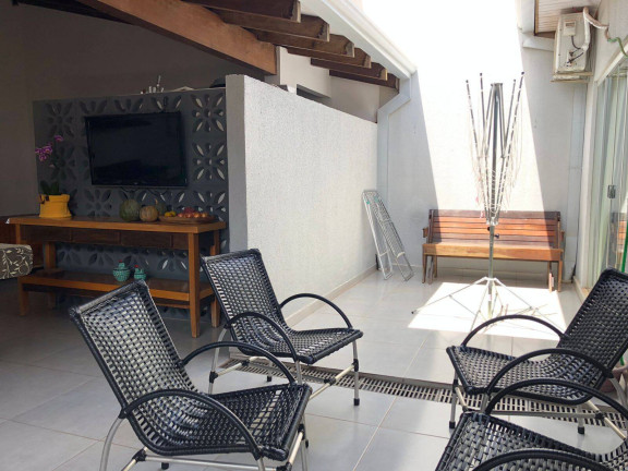 Imagem Casa com 2 Quartos à Venda, 250 m² em Jardim Dos Estados - Várzea Grande