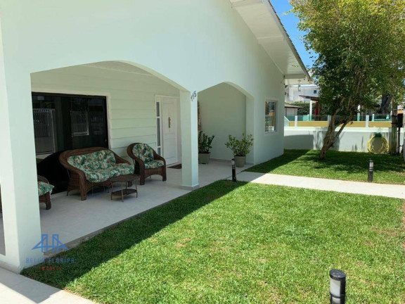 Imagem Edifício Residencial com 8 Quartos à Venda, 300 m² em Canasvieiras - Florianópolis Imagem Edifício Residencial com 8 Quartos à Venda, 300 m² em Canasvieiras - Florianópolis