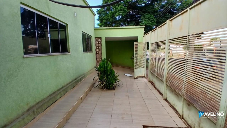 Imagem Imóvel com 4 Quartos à Venda, 200 m² em Centro - Campo Grande Imagem Imóvel com 4 Quartos à Venda, 200 m² em Centro - Campo Grande