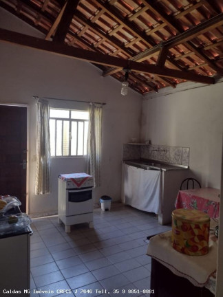 Imagem Casa com 2 Quartos à Venda, 55 m² em Pocinhos Do Rio Verde - Caldas
