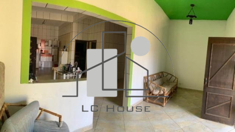 Imagem Casa com 8 Quartos à Venda, 290 m² em Balneário Gaivota - Itanhaém