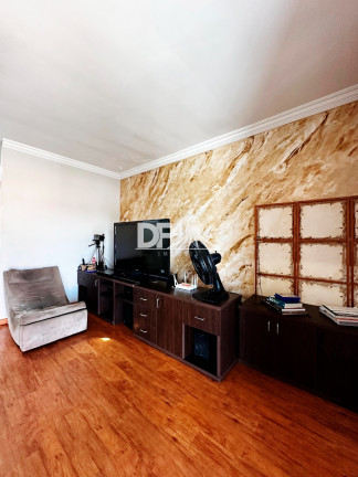 Imagem Casa com 3 Quartos à Venda, 403 m² em Guará Ii - Brasília Imagem Casa com 3 Quartos à Venda, 403 m² em Guará Ii - Brasília