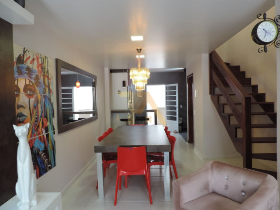 Imagem Imóvel com 2 Quartos à Venda, 110 m² em Centro - Garopaba