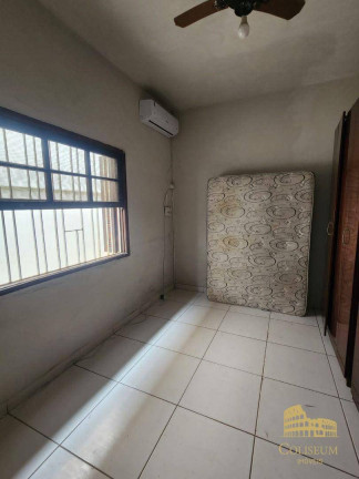 Imagem Casa com 3 Quartos à Venda, 160 m² em Solemar - Praia Grande Imagem Casa com 3 Quartos à Venda, 160 m² em Solemar - Praia Grande