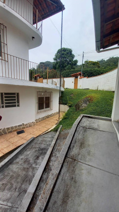 Imagem Casa com 3 Quartos à Venda, 560 m² em Cascatinha - Nova Friburgo