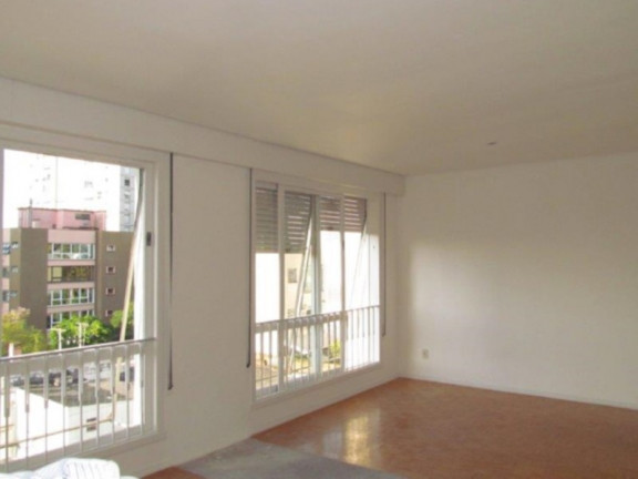 Imagem Imóvel com 4 Quartos à Venda, 184 m² em Rio Branco - Porto Alegre Imagem Imóvel com 4 Quartos à Venda, 184 m² em Rio Branco - Porto Alegre