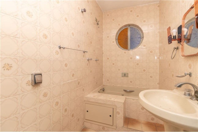 Imagem Casa com 4 Quartos à Venda, em Vila Carrão - São Paulo Imagem Casa com 4 Quartos à Venda, em Vila Carrão - São Paulo