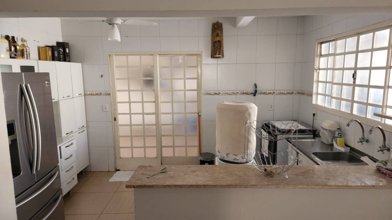 Imagem Casa com 3 Quartos à Venda, 235 m² em Morada Do Ouro - Cuiabá Imagem Casa com 3 Quartos à Venda, 235 m² em Morada Do Ouro - Cuiabá