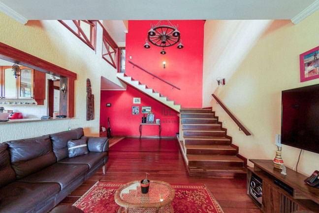 Casa com 4 Quartos à Venda, 220 m² em Itaipu - Niterói