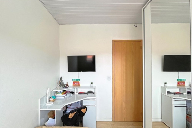 Imagem Casa com 3 Quartos à Venda, 144 m² em Hípica - Porto Alegre Imagem Casa com 3 Quartos à Venda, 144 m² em Hípica - Porto Alegre