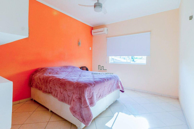 Imagem Casa com 5 Quartos à Venda, 450 m² em Itaipu - Niterói Imagem Casa com 5 Quartos à Venda, 450 m² em Itaipu - Niterói