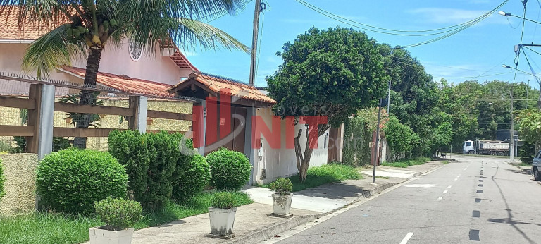 Casa com 2 Quartos à Venda, 143 m² em Piratininga - Niterói