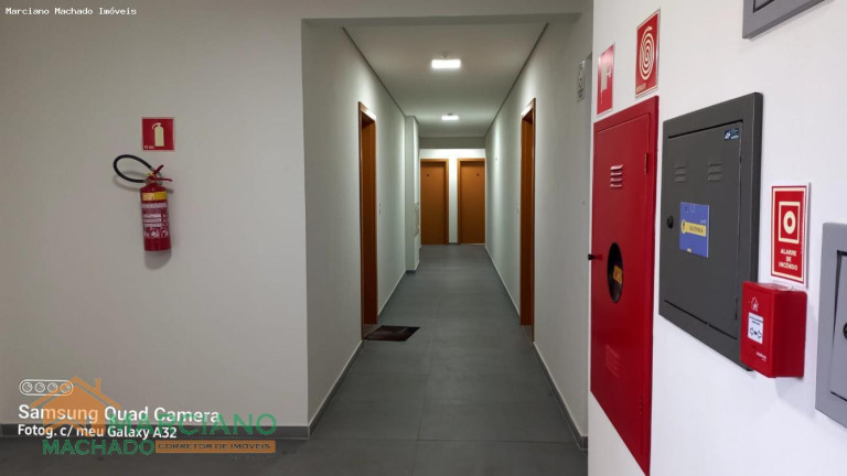 Imagem Apartamento com 2 Quartos à Venda, 56 m² em Menino Jesus - Santa Maria Imagem Apartamento com 2 Quartos à Venda, 56 m² em Menino Jesus - Santa Maria