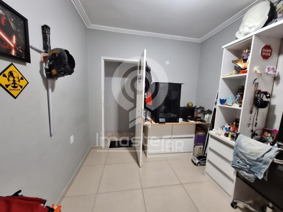 Imagem Casa com 5 Quartos à Venda, 210 m² em Demócrito Rocha - Fortaleza