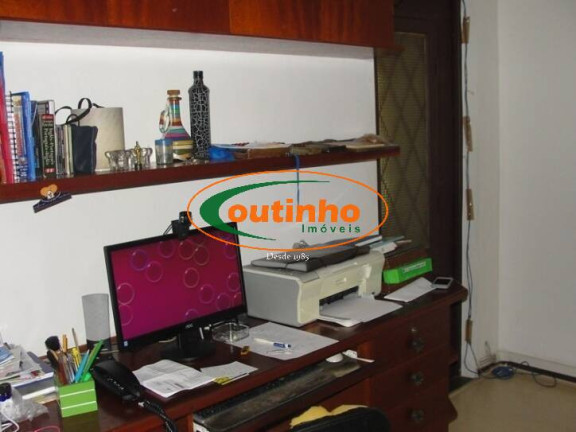 Imagem Casa com 3 Quartos à Venda, 199 m² em Tijuca - Rio De Janeiro Imagem Casa com 3 Quartos à Venda, 199 m² em Tijuca - Rio De Janeiro