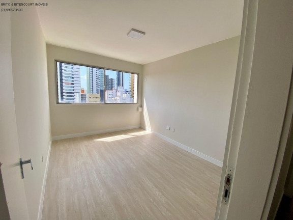 Imagem Imóvel com 3 Quartos à Venda, 117 m² em Jardim Apipema - Salvador Imagem Imóvel com 3 Quartos à Venda, 117 m² em Jardim Apipema - Salvador