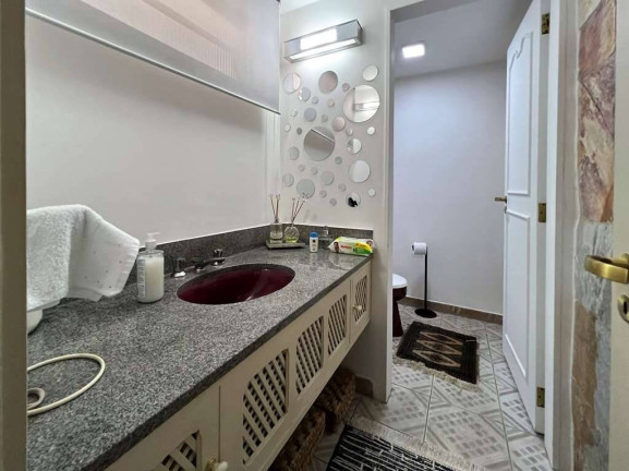 Imagem Casa de Condomínio com 5 Quartos à Venda, em Parque Silvino Pereira - Cotia Imagem Casa de Condomínio com 5 Quartos à Venda, em Parque Silvino Pereira - Cotia