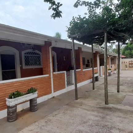 Fazenda à Venda, 2.052 m² em Vertentes Do Mamonal - Pirassununga