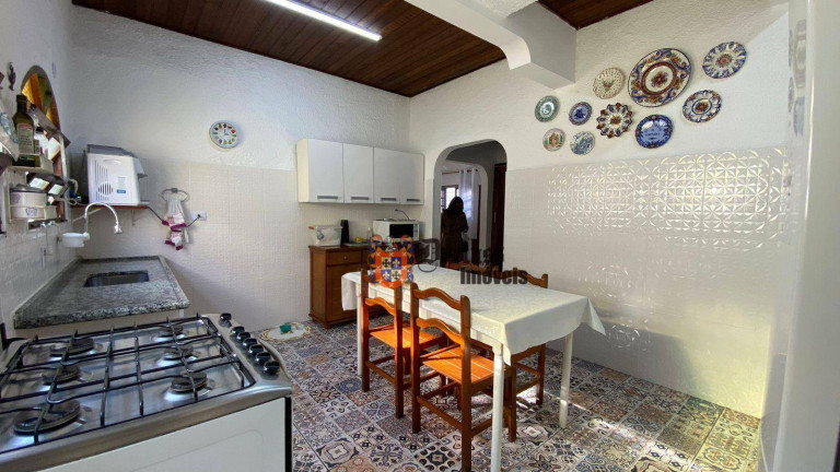 Imagem Sobrado com 4 Quartos à Venda, 200 m² em Canto Do Forte - Praia Grande Imagem Sobrado com 4 Quartos à Venda, 200 m² em Canto Do Forte - Praia Grande