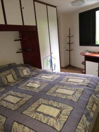 Imagem Apartamento com 3 Quartos à Venda, 130 m² em Vila Suzana - São Paulo