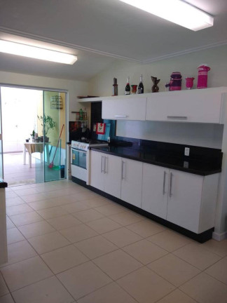 Imagem Casa com 5 Quartos à Venda, 180 m² em Canasvieiras - Florianópolis