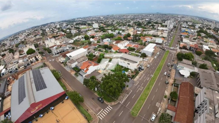 Casa à Venda,  em Centro - Cascavel