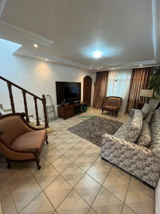 Imagem Sobrado com 3 Quartos à Venda, 199 m² em Jardim Bom Clima - Guarulhos Imagem Sobrado com 3 Quartos à Venda, 199 m² em Jardim Bom Clima - Guarulhos