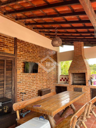 Casa com 4 Quartos à Venda, 275 m² em Itaipu - Niterói