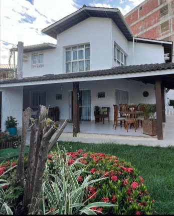 Imagem Casa com 4 Quartos à Venda, 500 m² em Vilas Do Atlântico - Lauro De Freitas Imagem Casa com 4 Quartos à Venda, 500 m² em Vilas Do Atlântico - Lauro De Freitas