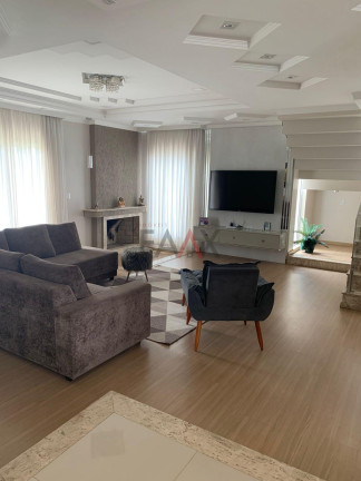 Imagem Casa com 2 Quartos para Alugar, 327 m² em Centro - Guarapuava Imagem Casa com 2 Quartos para Alugar, 327 m² em Centro - Guarapuava