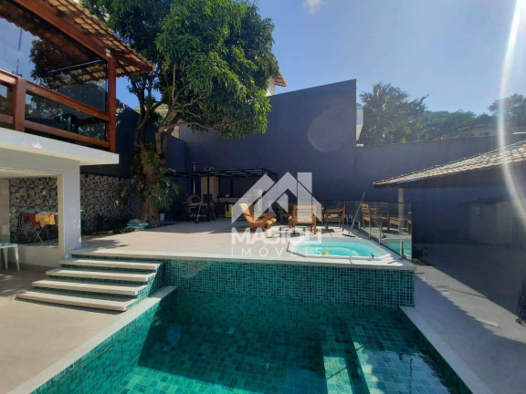 Imagem Casa com 5 Quartos à Venda, 550 m² em Fradinhos - Vitória Imagem Casa com 5 Quartos à Venda, 550 m² em Fradinhos - Vitória