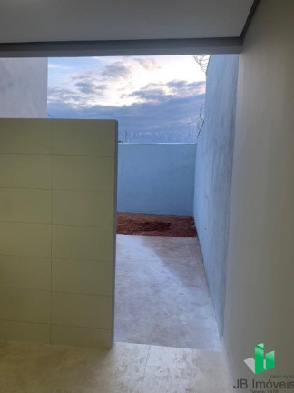 Imagem Casa com 3 Quartos à Venda, 115 m² em Bairro Jardim Primavera - Montes Claros