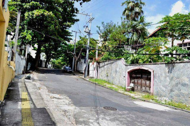 Imagem Casa à Venda ou Locação, 500 m² em Pituba - Salvador Imagem Casa à Venda ou Locação, 500 m² em Pituba - Salvador