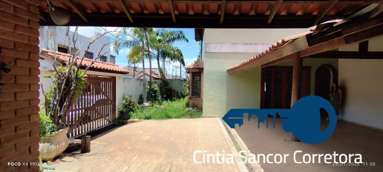 Imagem Casa com 3 Quartos à Venda, em Centro - Campos Dos Goytacazes Imagem Casa com 3 Quartos à Venda, em Centro - Campos Dos Goytacazes