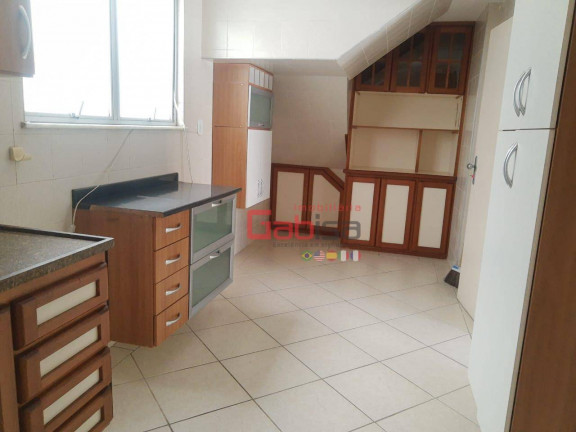 Imagem Cobertura com 4 Quartos à Venda, 180 m² em Algodoal - Cabo Frio