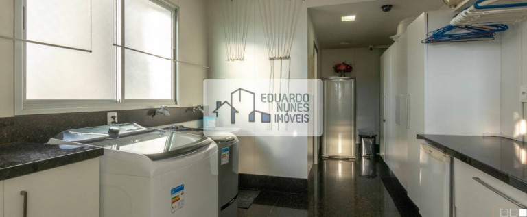 Imagem Apartamento com 4 Quartos à Venda, 243 m² em Belvedere - Belo Horizonte Imagem Apartamento com 4 Quartos à Venda, 243 m² em Belvedere - Belo Horizonte