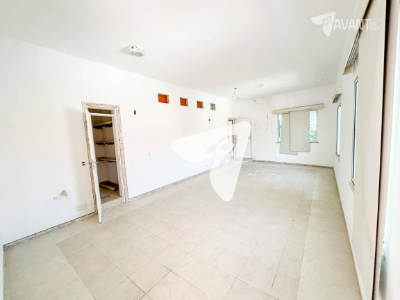 Imagem Casa com 5 Quartos à Venda, 747 m² em Engenheiro Luciano Cavalcante - Fortaleza