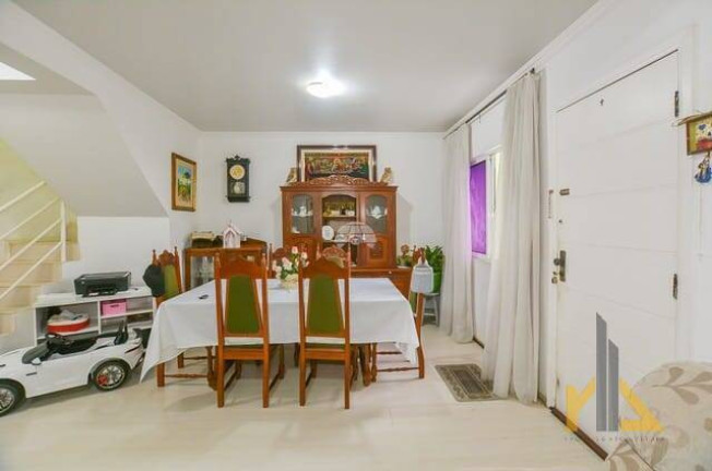 Imagem Sobrado com 3 Quartos à Venda, 134 m² em Fanny - Curitiba